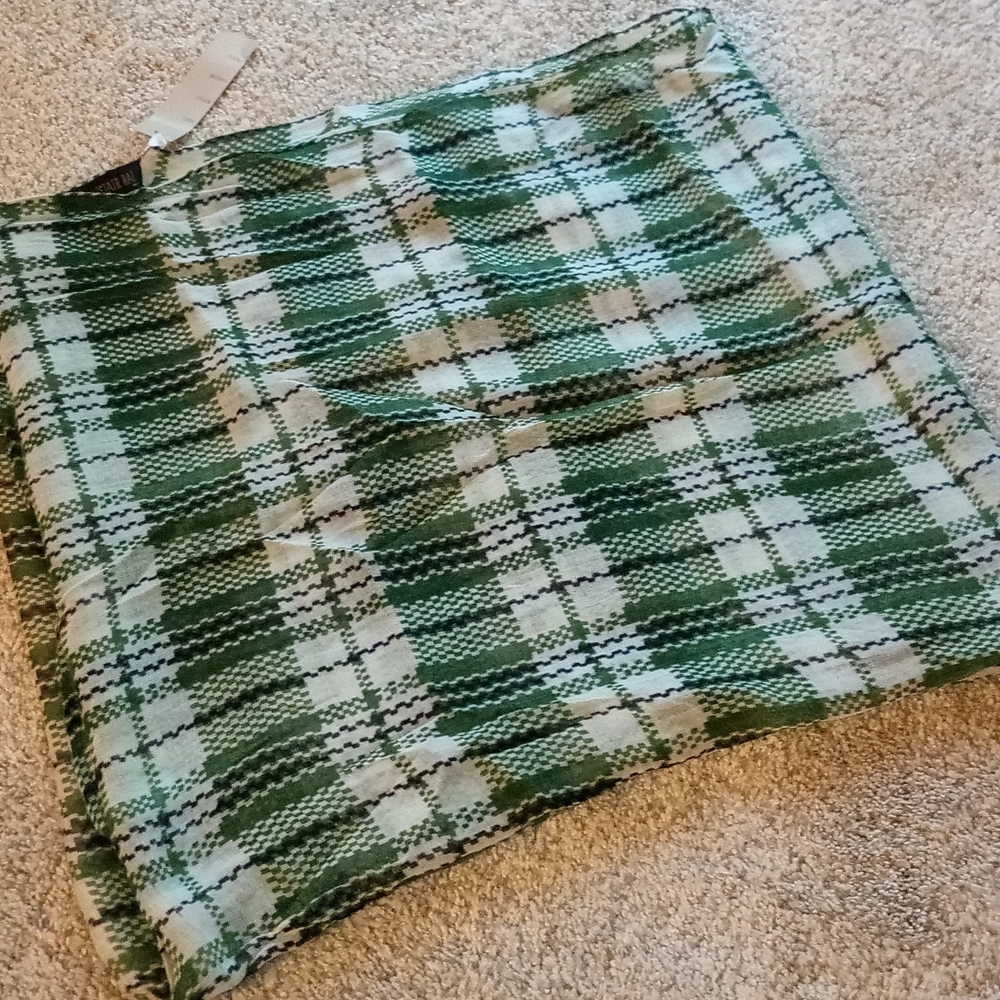 NWT Sir Alistair Rai Wool Blend Scarf